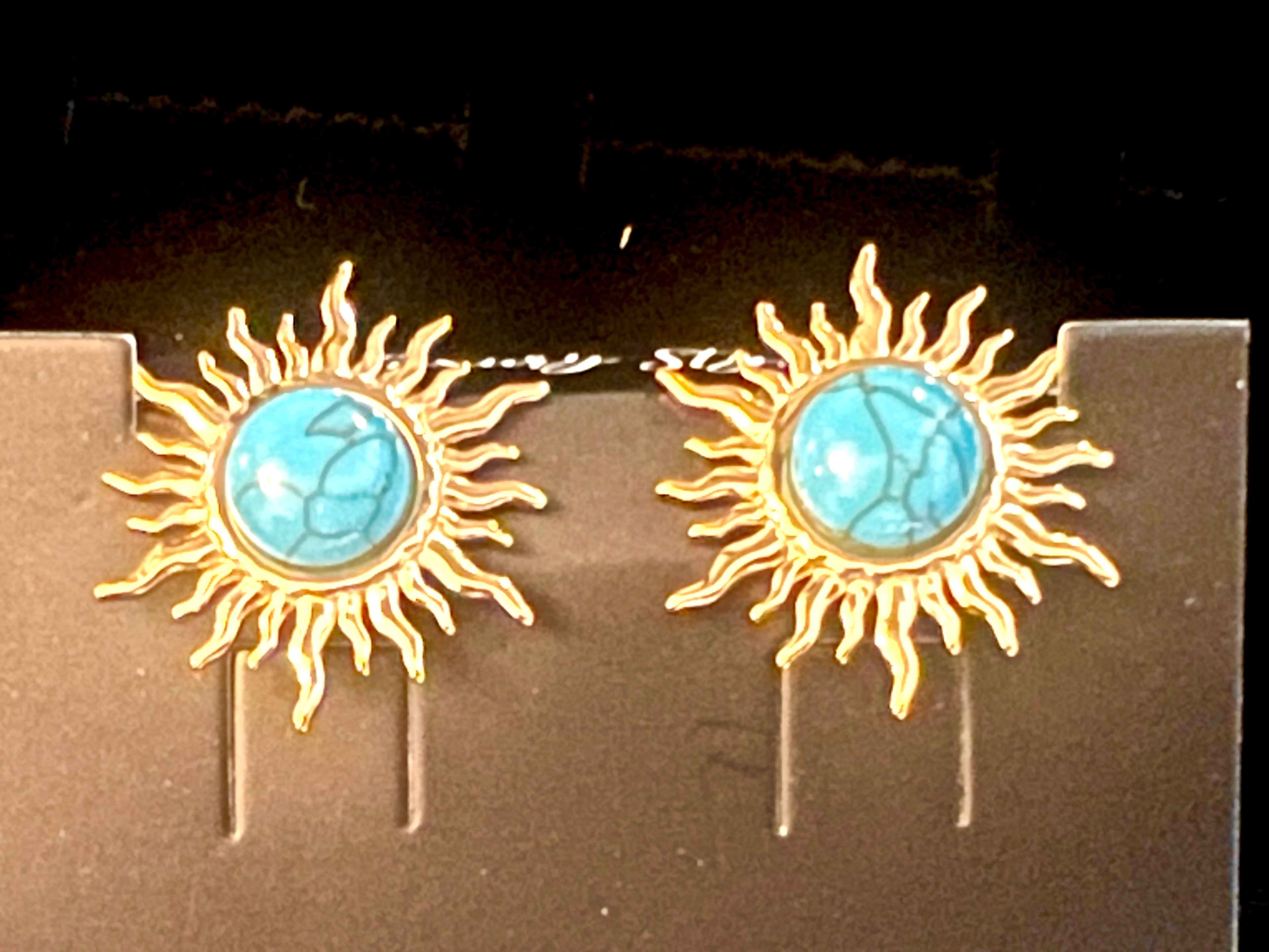 Sun Studs